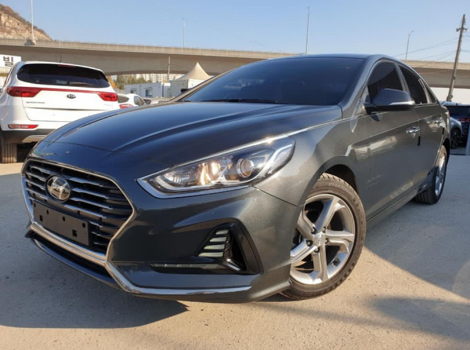 Hyundai Sonata LF 